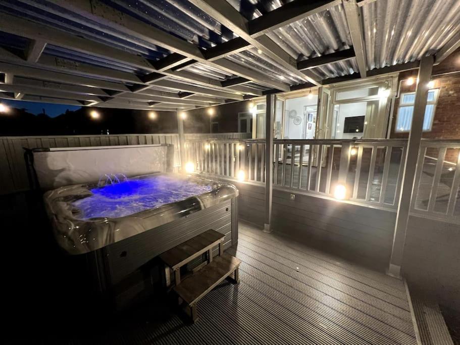 Numero Venti Aparthouse Wifi Parking Hot Tub Newcastle upon Tyne Exteriér fotografie